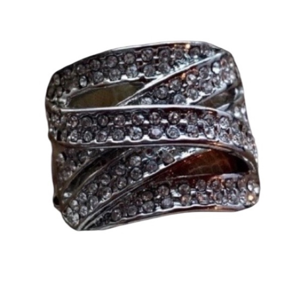 Sparkling Paved Crystal Rhinestone stretch Band Cocktail Ring Costume Jewelry